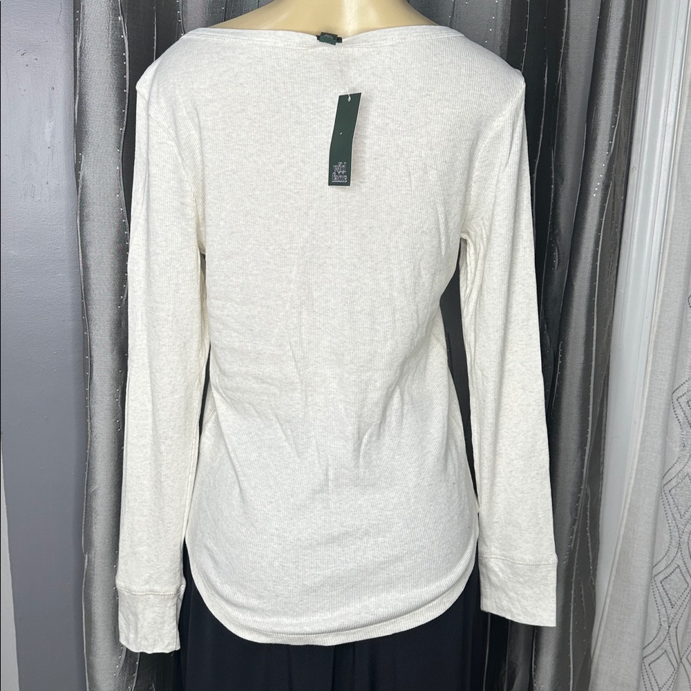 Wild Fable Women’s Sz XL White/Cream color long sleeve, V-Neck - Picture 3 of 6